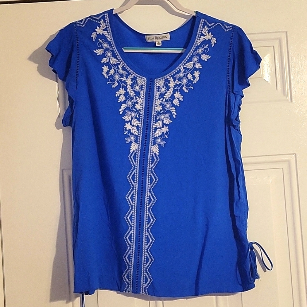 Kim Rogers pull over blouse with embroidery design. Size XL